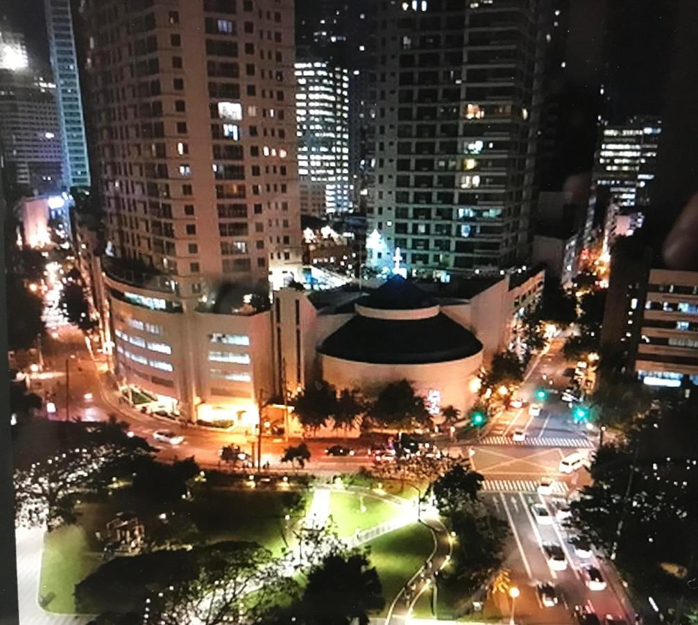 Cozy Place With City View At Greenbelt Makati Manila Exterior photo